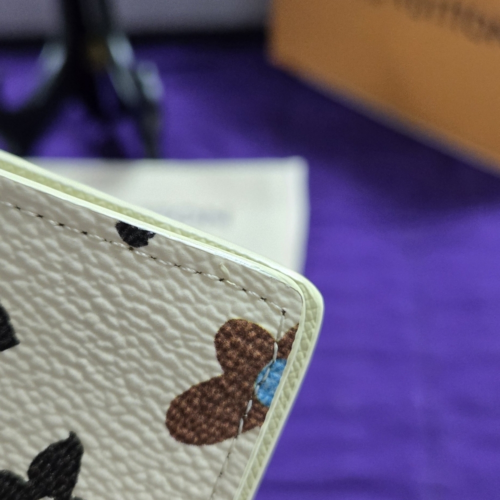 Louis Vuitton X Tyler Brazza Wallet In Vanilla Craggy Monogram - Picture 7 of 16